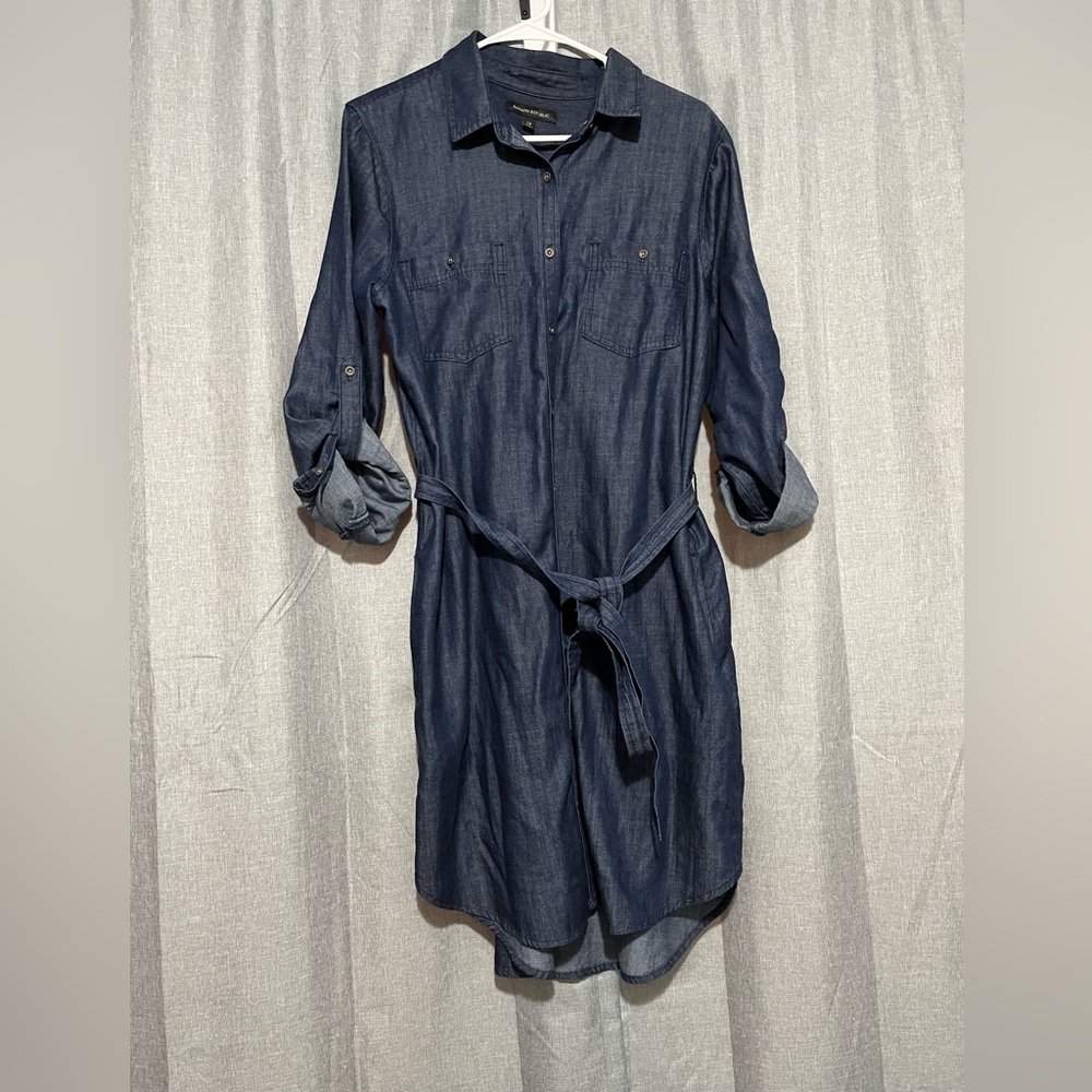 Banana Republic Shirtdress 12